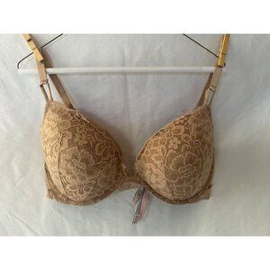 Victorias Secret Beige Lace Push-Up Bra Size 36DD With Adjustable Straps